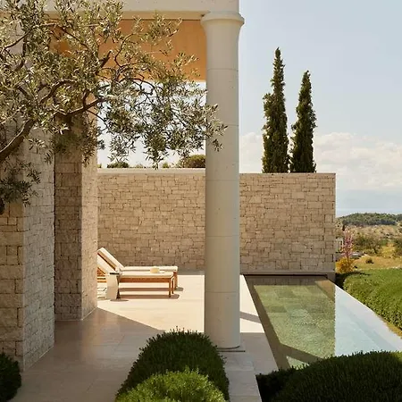 מלון Amanzoe