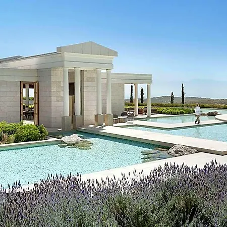 Amanzoe