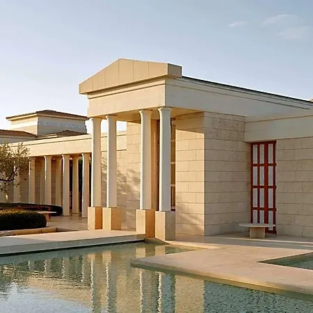 Amanzoe
